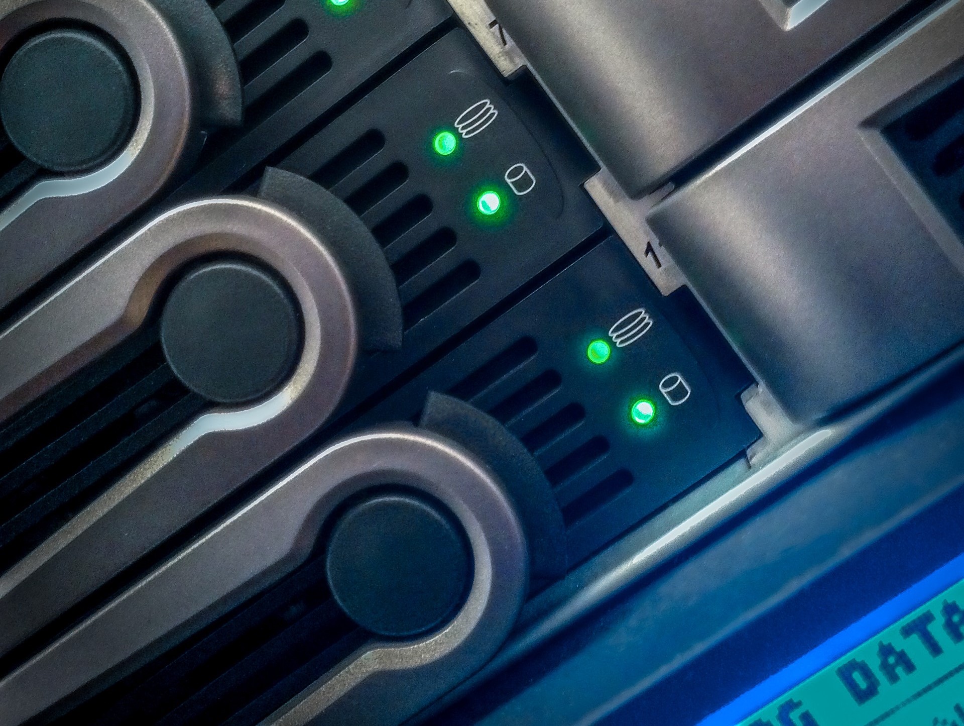 ZFS can be used with a multitude of disk configurations